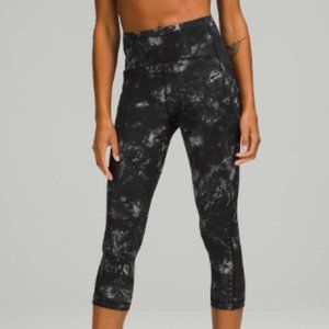 Lululemon Swift Speed High-Rise Crop 21" - Size 8